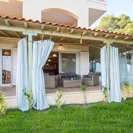 Ilios House *