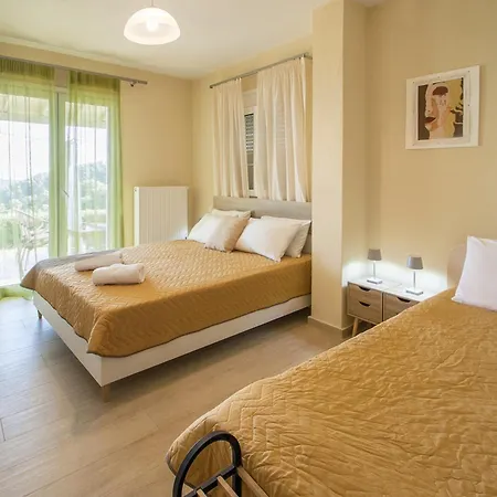 Ilios House Apartment *