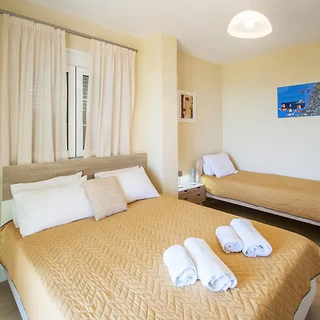 Ilios House Αχλαδιές